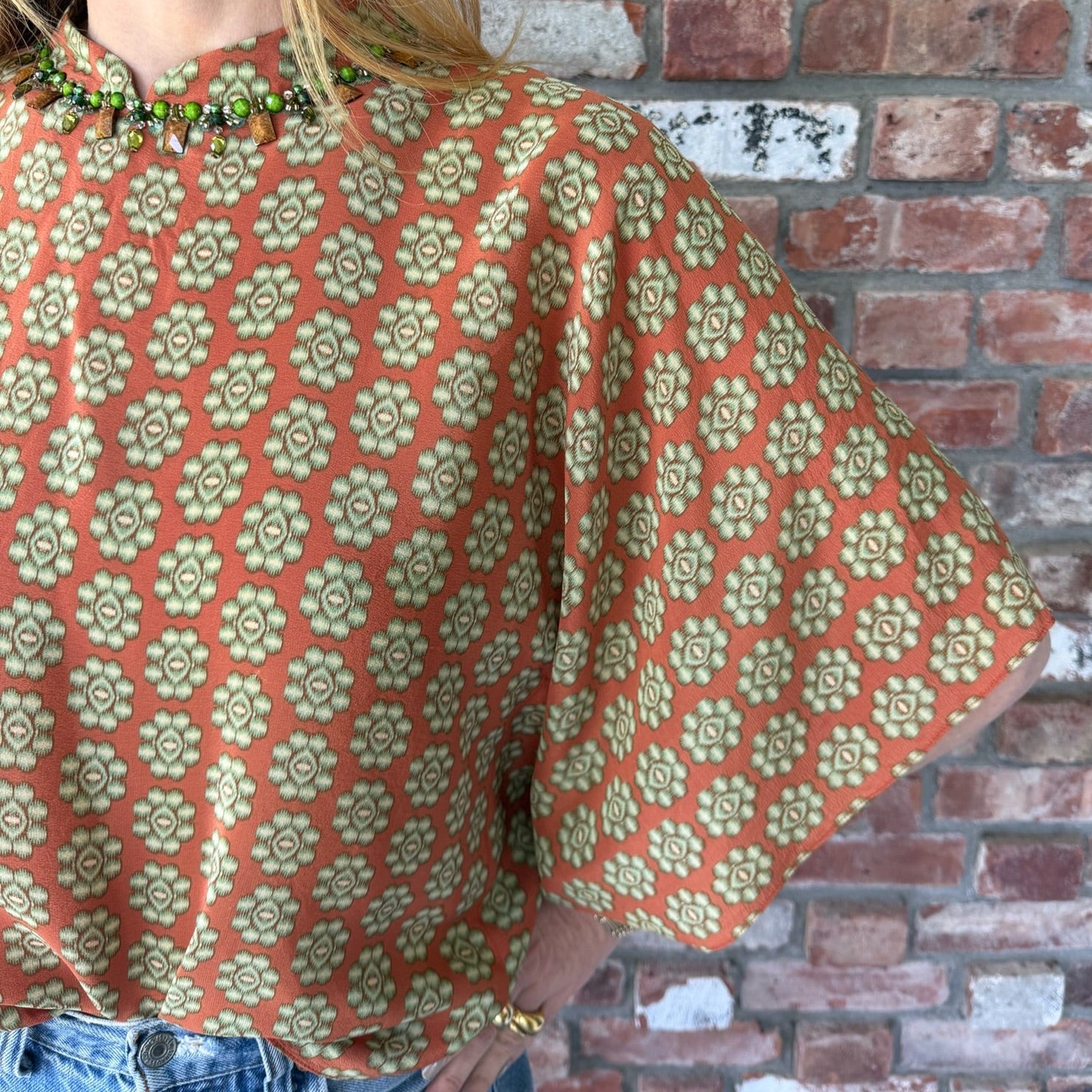 Late 1960s - Early 1970s Butterfly Sleeved Floral Blouse
