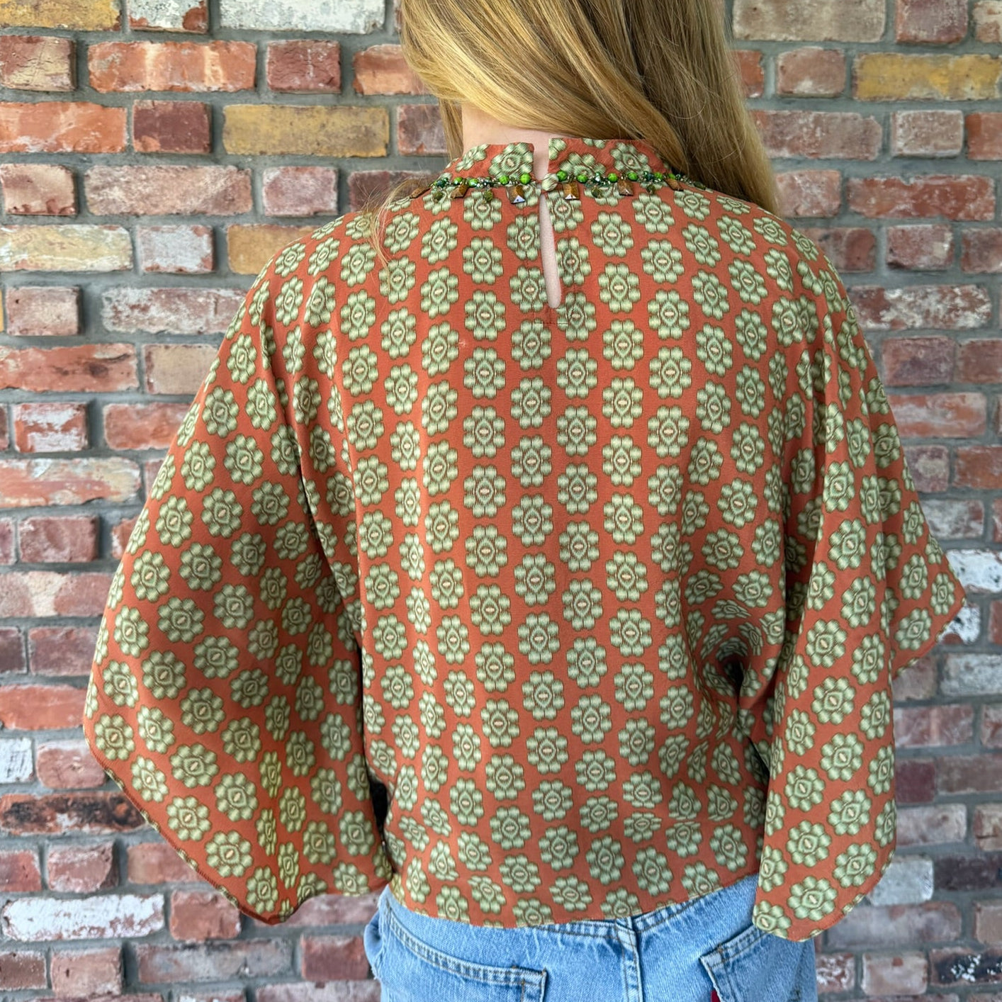 Late 1960s - Early 1970s Butterfly Sleeved Floral Blouse