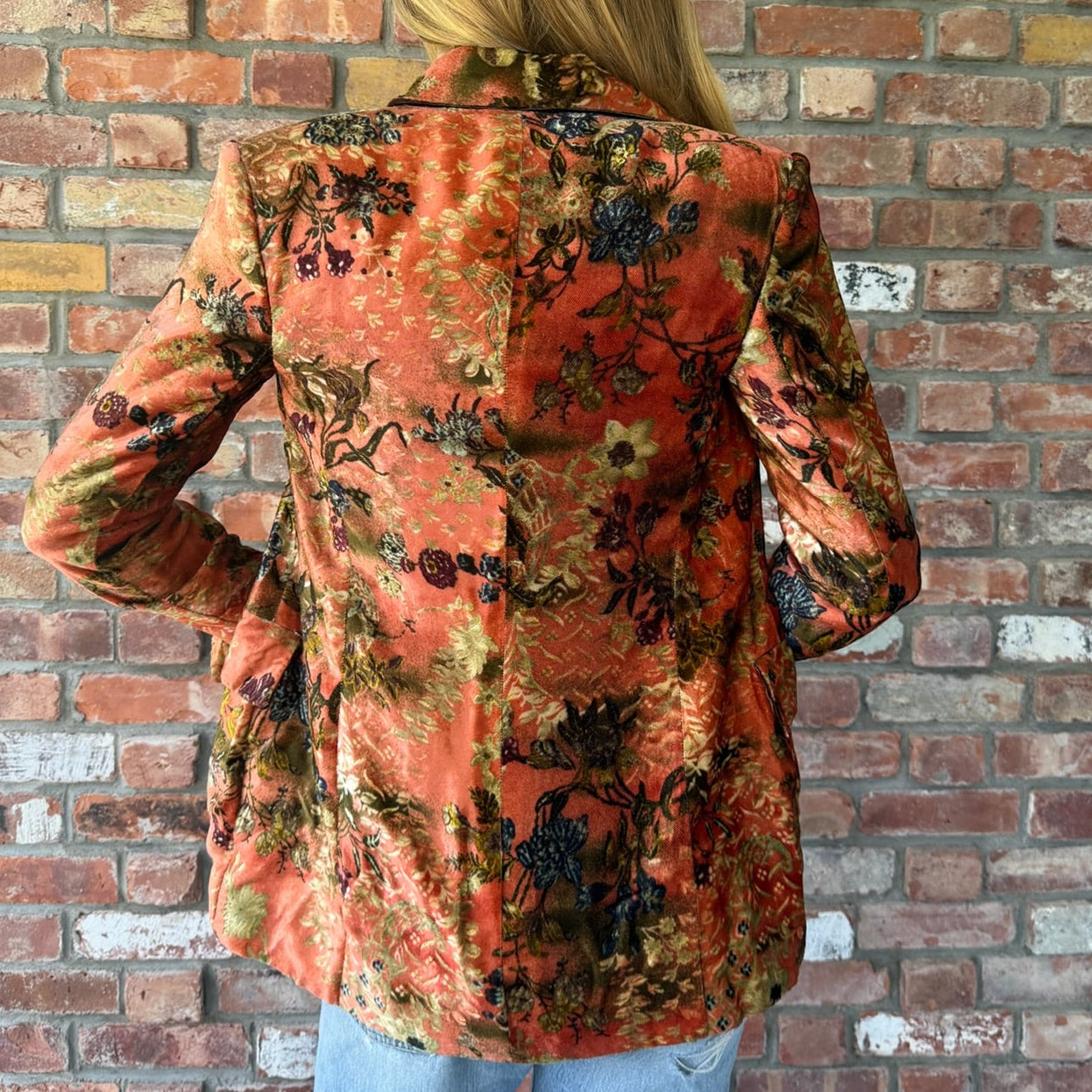 Late 1980s to Early 1990s Bill Blass Apricot Velvet Floral Blazer