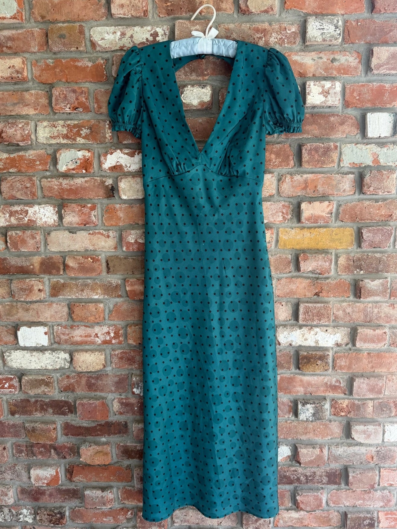 Late 1970s to Early 1980s Jade Green Cap Sleeve Polka Dot Dress