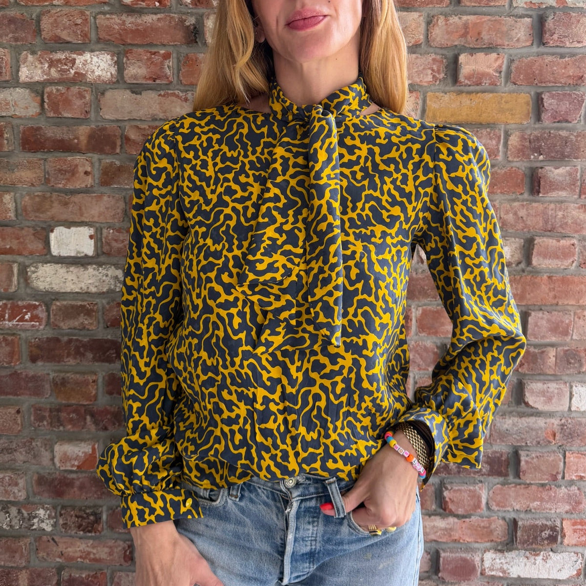 1980s - 1990s Vintage Mustard Yellow & Grey Abstract Print Blouse