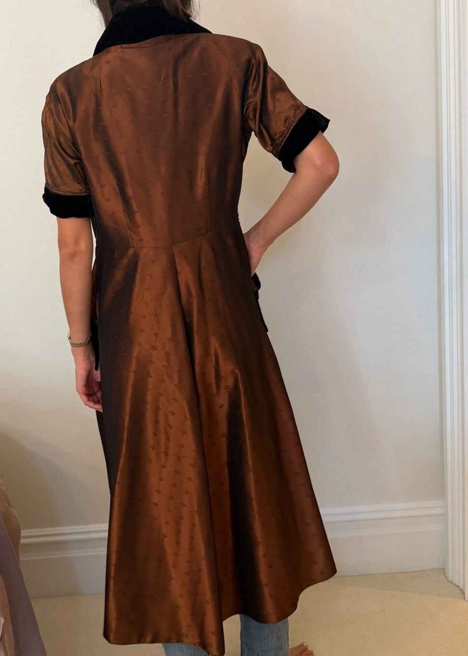 1930s-1940s Brown Silk and Black Velvet Hostess Duster