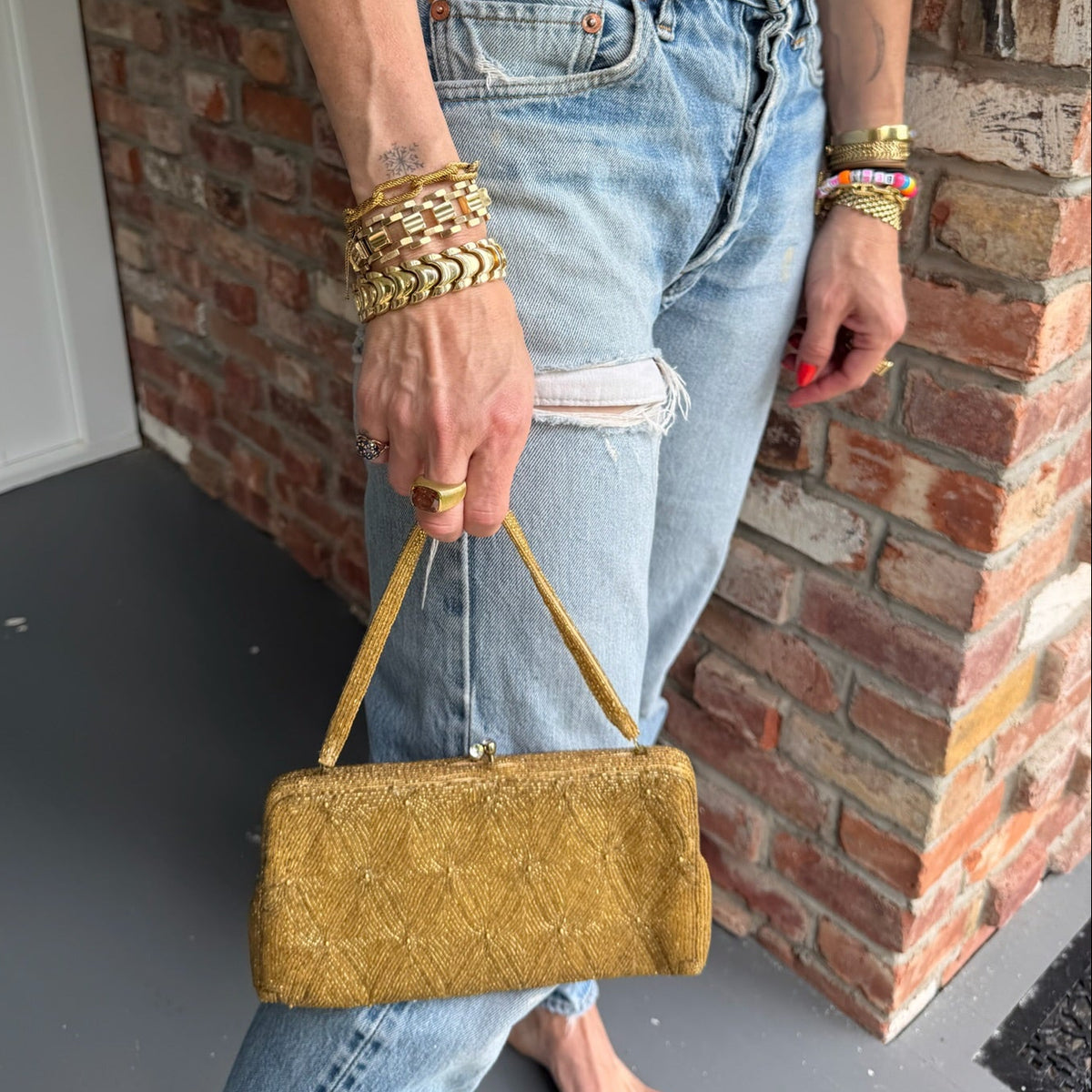 1950s - 1960s Sharonee Gold Beaded Evening Bag with Rhinestone Clasp