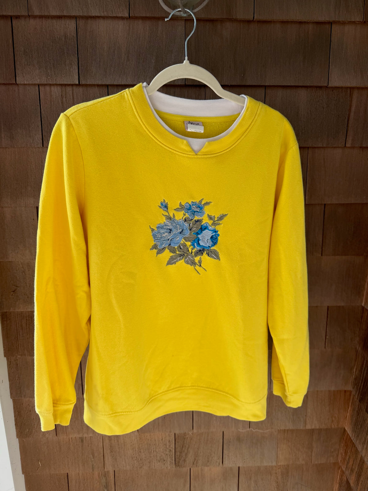 1970s Double Neckline Flower Crewneck